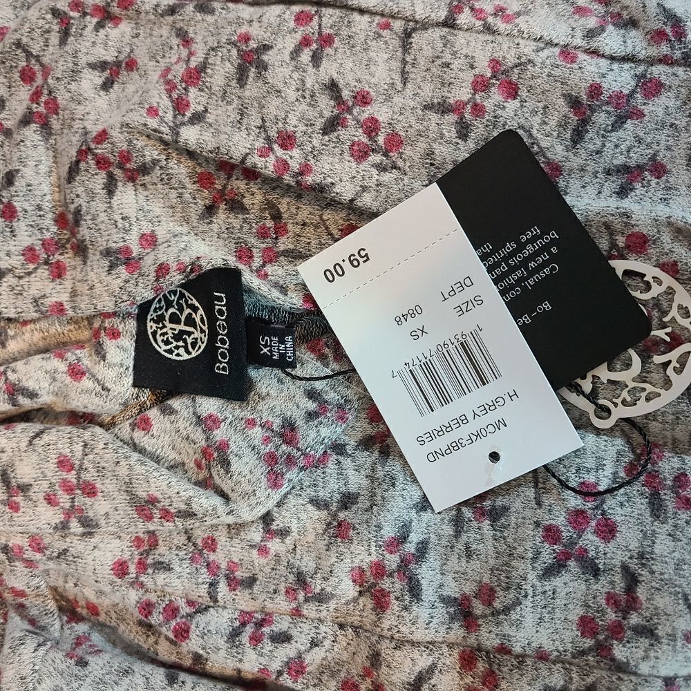 Bobeau Berry Patterned Hacci Open Front Cardigan - Picture 4 of 5